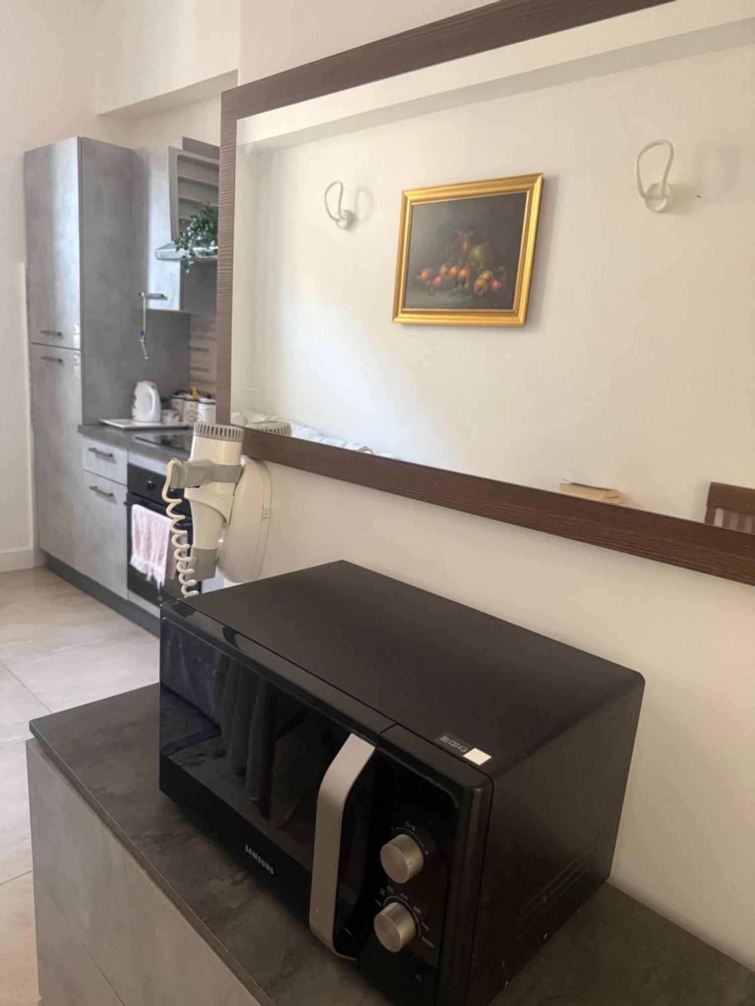 Grand Cucinetta Apartment โรม ภายนอก รูปภาพ